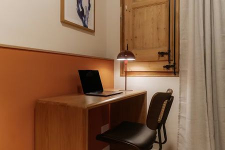 Carrer de Gombau, Barcelona, Catalonia 08003 - Photo 4