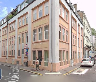 Location Appartement 3 pièces 54m² CHALON SUR SAONE 71100 - Photo 4