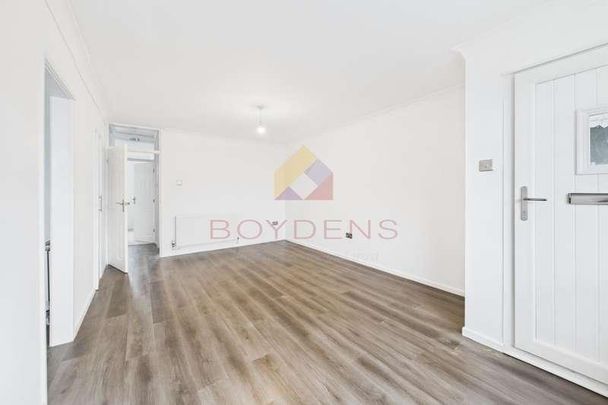 High Street, Kelvedon, CO5 - Photo 1