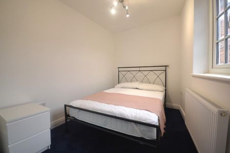 1 bedroom Flat To Let - Photo 5