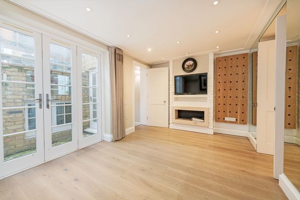 St Luke’s Street, Chelsea SW3 - Photo 1