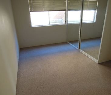 Lovely Two Bedroom Unit - Photo 3