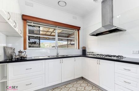 36 Browns Road, Clayton - Photo 5