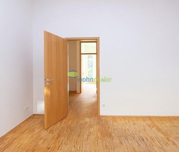 Zurück in die City - 2 Zimmer Wohnung mit Einbauküche, Parkett, Balkon - Foto 1