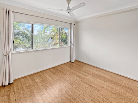 Comfort & Convenience in Cairns North – Spacious 2-Bedroom Apartment - Photo 3