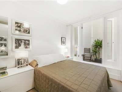 Cornwall Gardens, SW7 - Photo 3