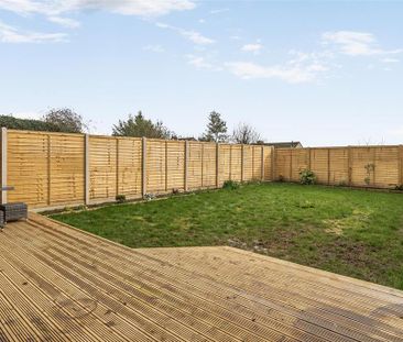 3 bedroom semi-detached house to rent - Photo 4