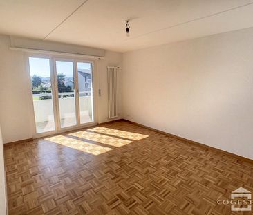 Appartement complétement renové de 2 pièces au 2ème étage - Photo 6