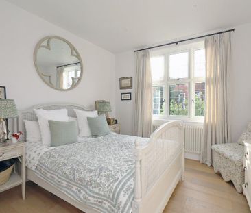 3 bedroom flat to rent - Photo 4