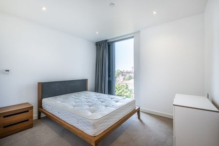 3 bedroom flat to rent - Photo 3