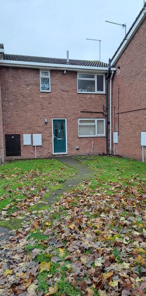 Moores Close, Burton-on-Trent, Staffordshire, DE13 0GA - Photo 1