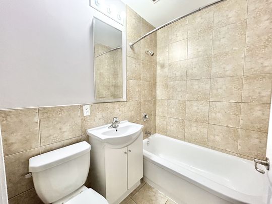 For Lease - 90 Twenty Fifth Street Unit# 10, Toronto, Ontario - Photo 1