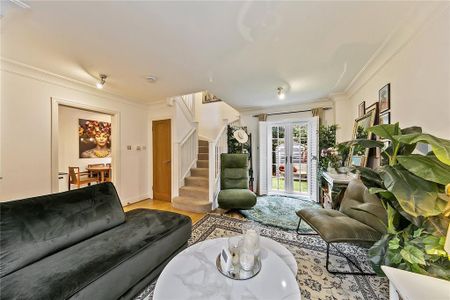 2 bedroom terraced house to rent - Photo 4