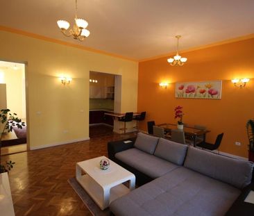 Apartament deosebit cu 3 camere de inchiriat in zona Odobescu - Photo 3