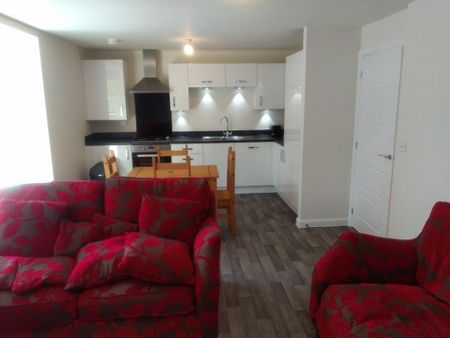 2 bedroom flat to rent - Photo 5