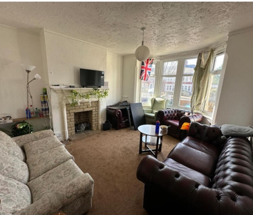 Cowley Road, Oxford - Photo 1