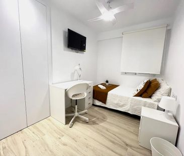 Carrer Poeta Artola, Valencia, Valencian Community 46021 - Photo 6