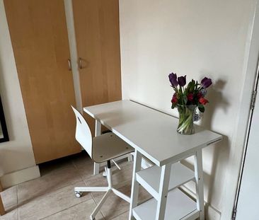 Room in a Shared House, Bounds Green Road, N11 - Photo 4