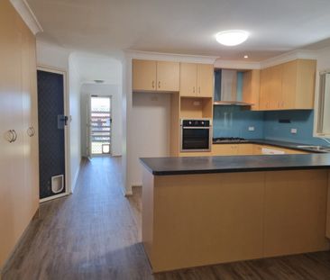 38 Eileen Avenue, Southport QLD 4215 - House For Rent | Domain - Photo 4