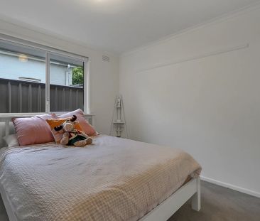TWO BEDROOM HIDDEN GEM! - Photo 4