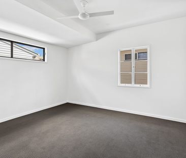 Executive Luxury & Dual-Living Versatility in the Heart of Camp Hill - Photo 3