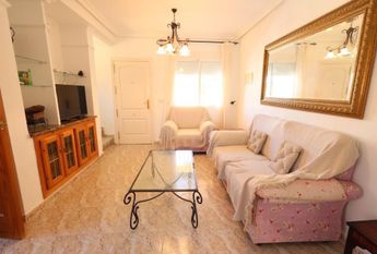 Adosado en la Regia . Temporada larga.