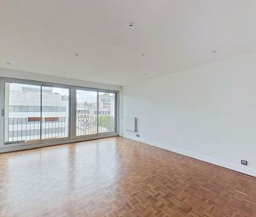Location Appartement 3 pièces 84m² - Photo 3
