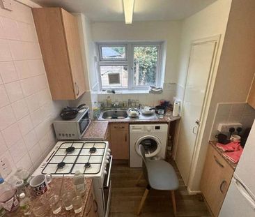 Sultan Road London, E11 - Photo 6