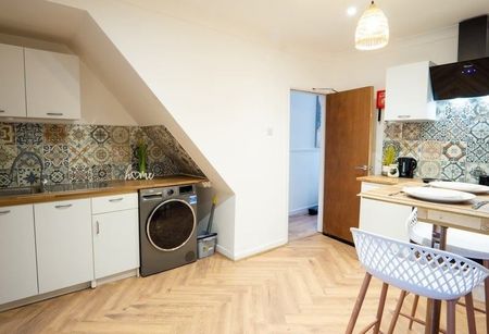 Room in a Shared House, Liverpool, L4 - Photo 4