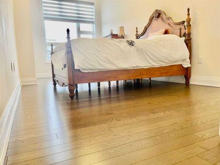 For Lease - 44 Causland Lane, Richmond Hill, Ontario - Photo 3