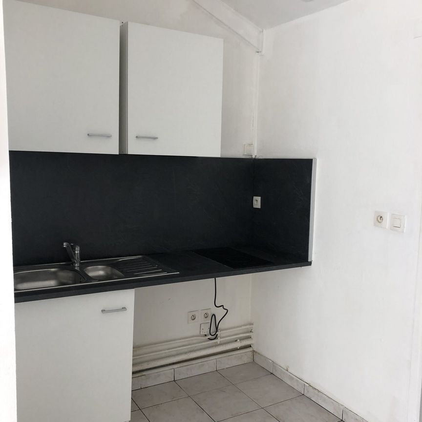 Location Appartement 2 pièces 31m² VILLEURBANNE 69100 - Photo 1