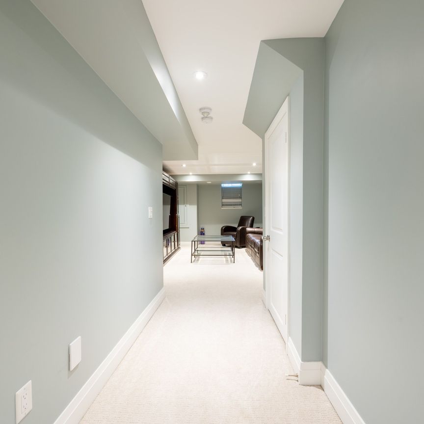 For Lease - 43 Longshore Way, Whitby, Ontario - Photo 1