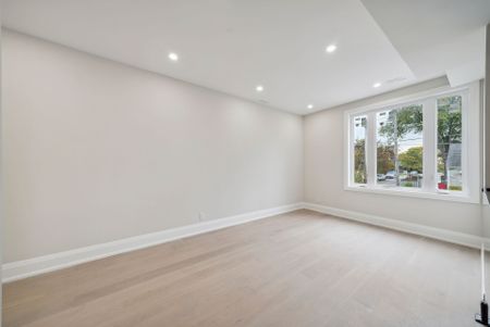 For Lease - 10 Mack Avenue Unit# Main floor, Toronto, Ontario - Photo 4