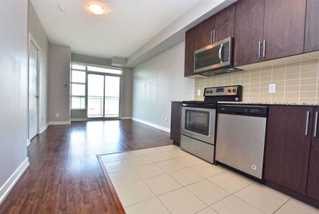 1 Bedroom+den condo apartment for rent in Rexdale, Etob - Photo 5