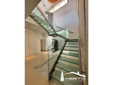 5 room luxury House for rent in Madrid, Spain - Photo 2