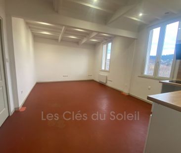 Location appartement 2 pièces 43 m² Brignoles - Photo 2