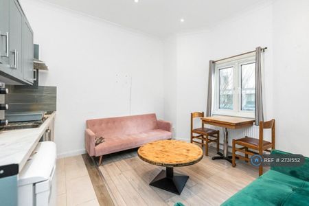 1 bedroom flat to rent - Photo 5