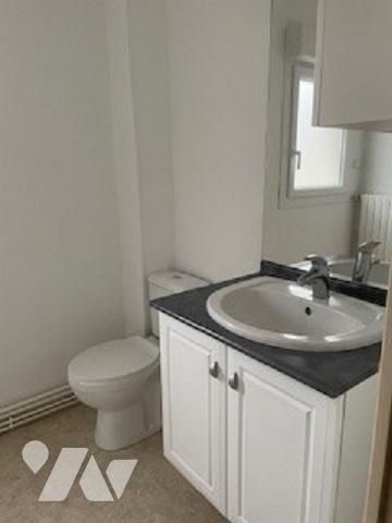 Location LA GUERCHE DE BRETAGNE maison - Photo 4