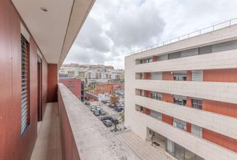 2 Bedroom Apartment with a view, Alto de Algés, Oeiras