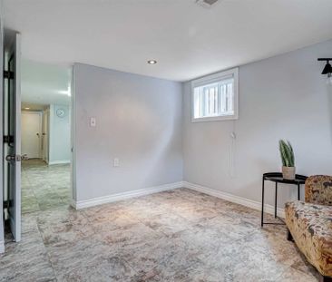 For Lease - 72 Corbett Avenue, Toronto, Ontario - Photo 5