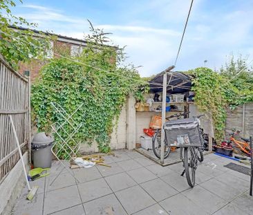 4 bedroom terraced house to rent - Photo 6