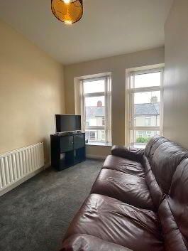 **student Property**, 19a Rosemount, Derry, BT48 0HH - Photo 1