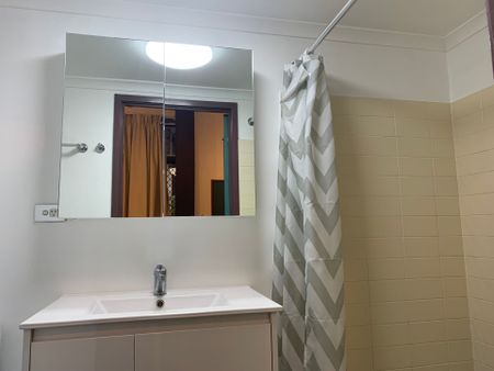 Ideal Apartment for One Person | Fully Furnished | Utilities Included - Photo 2