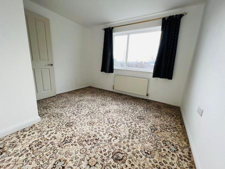 4 bedroom terraced house to rent - Photo 2