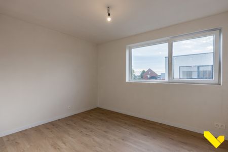 Duurzame en lichtrijke BEN-woning met 4 slaapkamers en carport - Photo 3