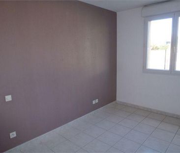 Location Appartement 3 pièces 65m² ST ESTEVE 66240 - Photo 4