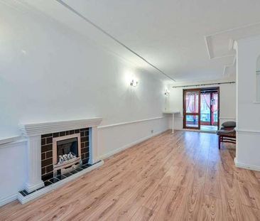 Stockers Lane, Old Woking, GU22 - Photo 3