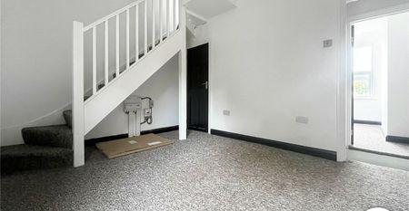 2 bedroom property to rent - Photo 4