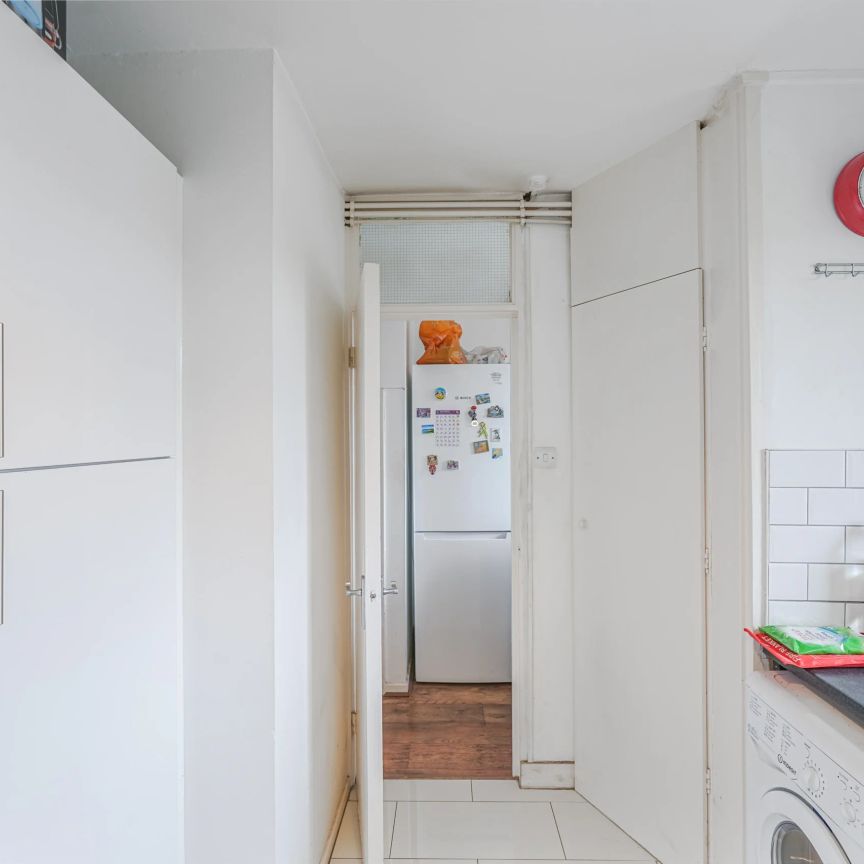 Wick Road – Room 4 - Photo 1