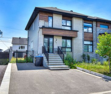 À louer / Maison à étages - Photo 1